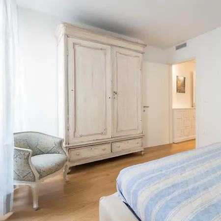 Triestevillas Roma - Suite With Terrace Апартаменты *